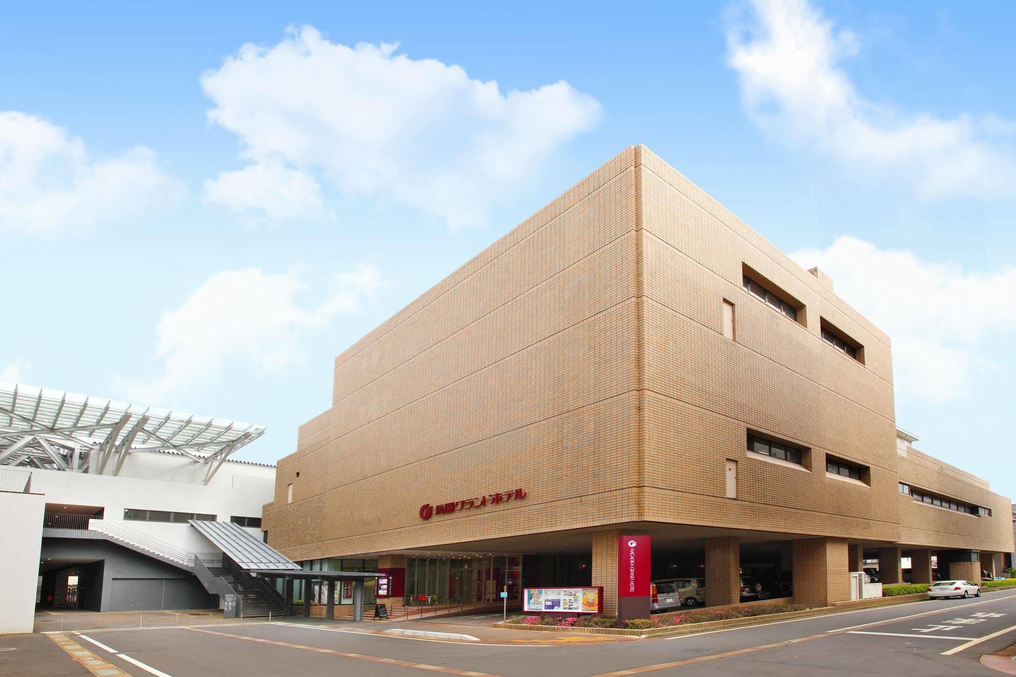 Nagaoka Grand Hotel Exterior foto